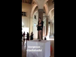 Bella hadid | alberta ferreti backstage