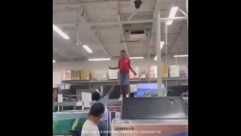 Негры и телевизионные приёмники джунгли зовут