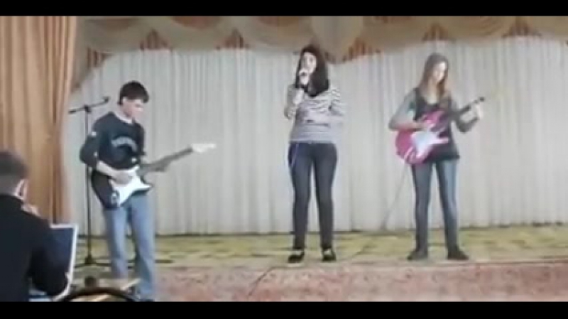 Группа покорившая европу и азию, проехала всю америку с турне внимание возможна молодые из ушей пойдет