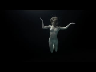 Gemita samarra slim brunette posing nude (2015) 720p