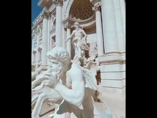 Trevi fountain| history porn