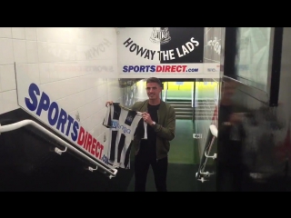 St james clark c clark 6 takes a look around his new surroundings on tyneside #welcomeciaran #nufc