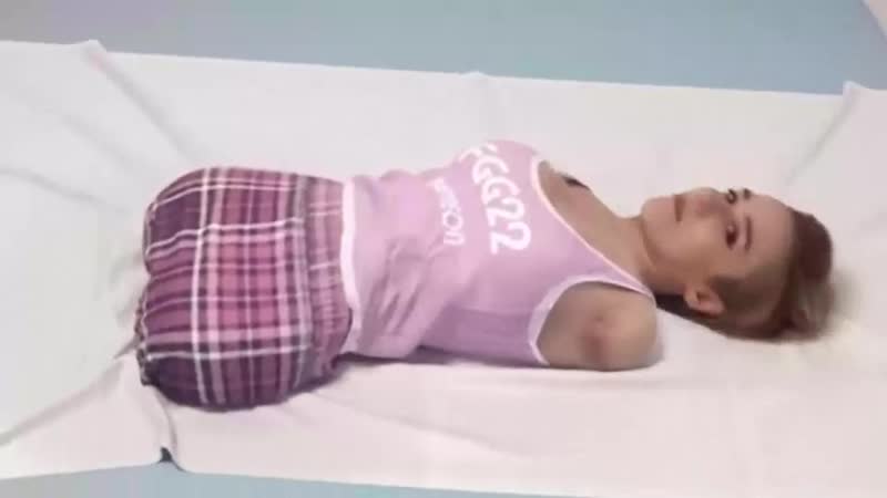 Личинка девушки