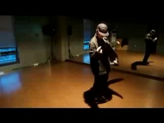 Bboy born rockdance freestyling