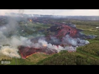 Helicopter overflight of a fast moving lava flow emerging from fissure 20, kīlauea volcano’s lower east rift zone, may 19, 2018,
