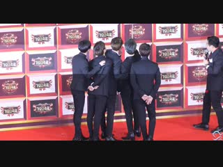 161229 샤이니shinee fancam kbs song festival“},“attrs“ {“id“ “movie player“},“url“ “