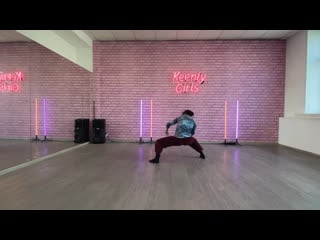 Contemporary w alina kostareva