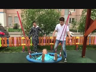 Vikulya hitrulya качайте меня @kirskripnikofficial @lazin sasha 😂 #викуляхитруля #викторияскрипник #модель #минимодель #девочкап