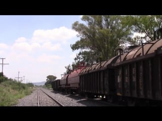 Trenes en el bajio parte 4 (final) estacion bernal, qro horn show time!