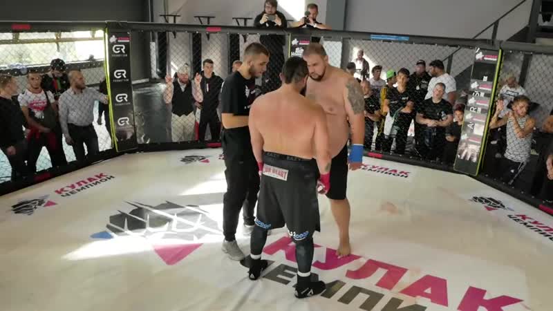 Папа 200 кг vs макс топор