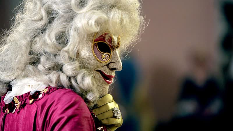 Совместный пересмотр девочки в камине