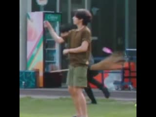 Jinnie is actually 18 years old