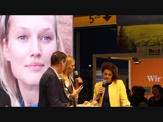 Model toni garrn grüne woche 2019 in berlin