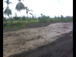 Banjir lahar dingin di kali putih skala kecil