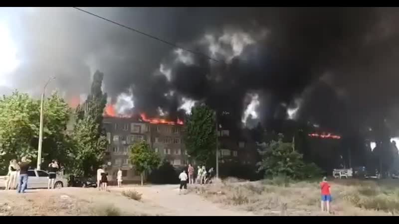 Новая кахоа муж, после ссоры с женой поджег квартиру, в результате чего загорелся весь дом