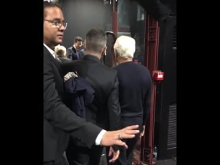 Following @giorgioarmani in the backstage #angelog лондон