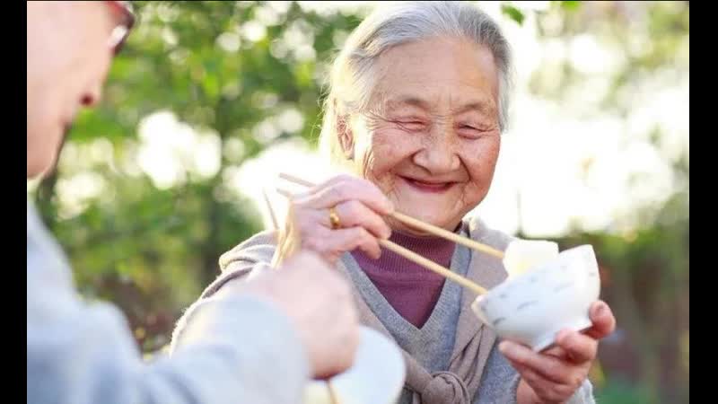 Почему японские старики часто доживают до 100 лет?