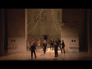 Roméo et juliette la comédie française au cinéma (micro trottoir)