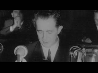 Tito crveno i crno staljin na odru, tito na dvoru