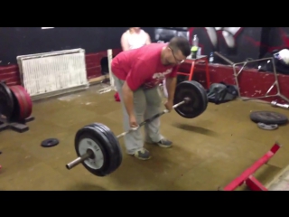 Chris james middle fingers deadlift 200 kg