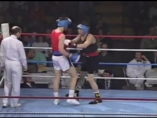 Joe calzaghe vs dean francis (amateur) (1992)