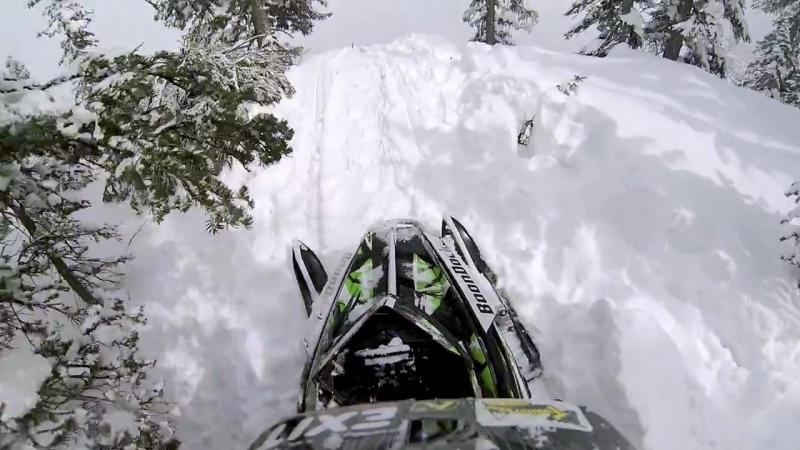 Snowmobile porn video – Gopro epic snowmobile drop