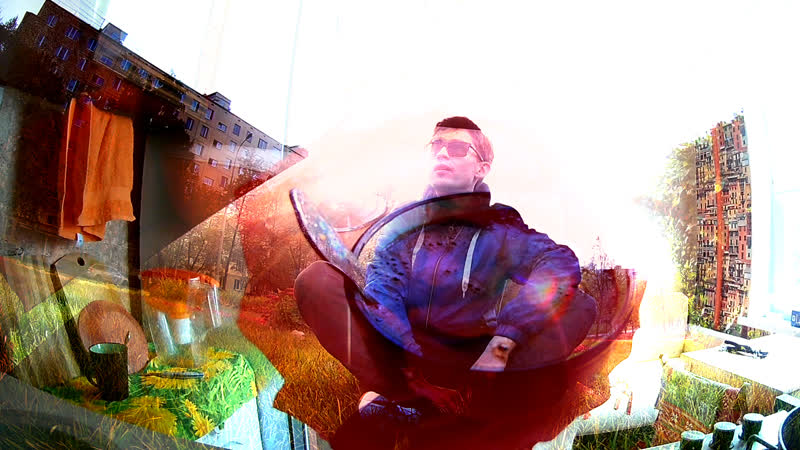 Сниппет клипа летаю