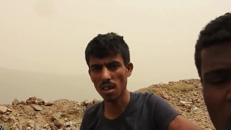 عناصر من مليشيا الحوثي تم القبض عليهم في البيضاء منهارين تماماً