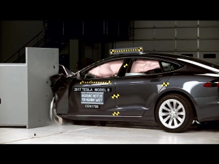 2017 tesla model s small overlap iihs crash test