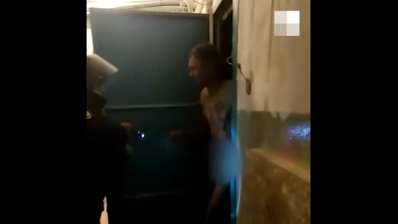 Обосрался при задержании