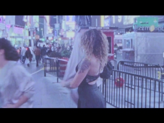 Ariana and the rose supercool