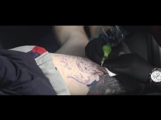 Erining oldida jinsiy aloqada bolgan xotin