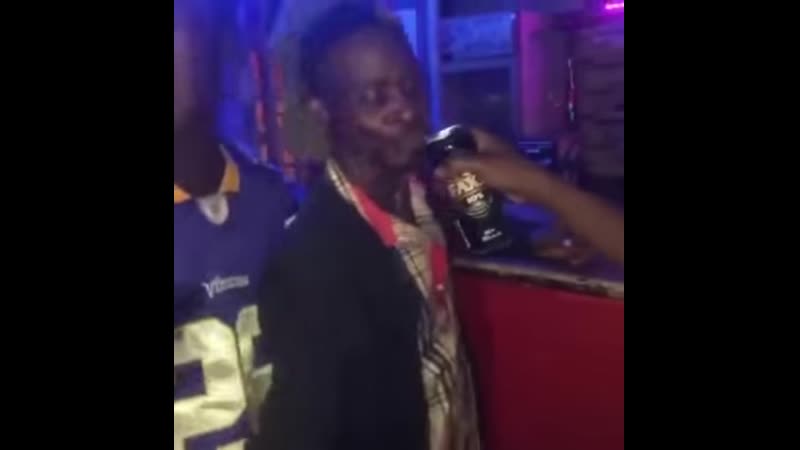 Умеет, могёт