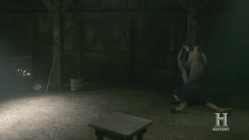 Лагерта трахнула харальда перед казнью