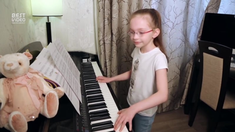 Estradarada вите надо выйти (cover виктория викторовна 18 лет)