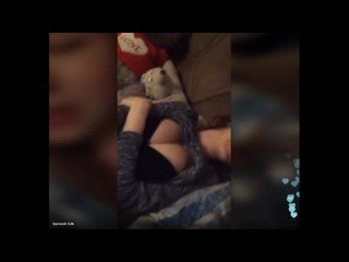 Сняла с себя всю одежду и | околофутбол, забив, офник, хайп, мамка, шкура, dap, porn, блондинка, брюнетка