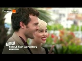 Emilia clarke e alden ehrenreich em cannes