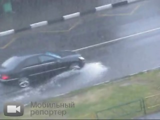 Ливень porn video – Ливень с градом обрушился на москву (11 08 2012)