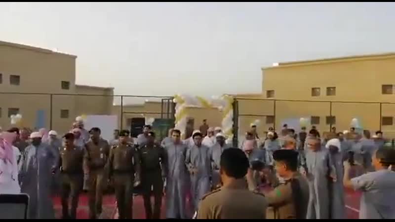 عاجل وخطير هذا مايحدث في سجون المملكة العربية السعودية اين حقوق الانسان اين المنظمات الدولية اين الامم المتحدة