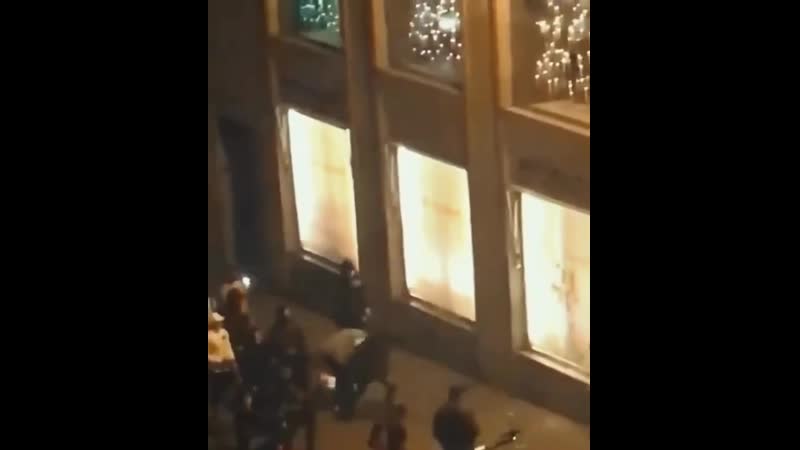 Погромы в париже