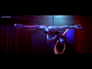 Сексуальные девушки в клипе группы "ленинград" вояж (2017, илья найшуллер) 1080p