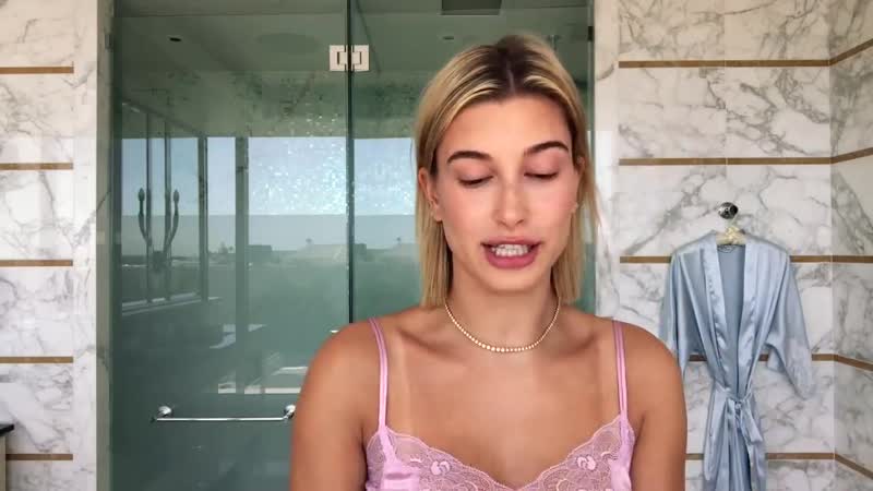 Хейли болдуин бибер | beauty assistant | vogue