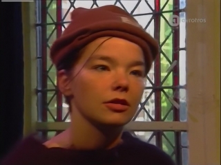 Björk interview on toppop (1993)