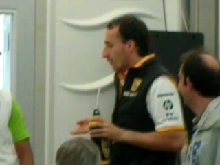 Kubica & liuzzi before f1 japan gp suzuka 2010 qualify