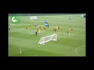 Liverpools passing drill coach sante