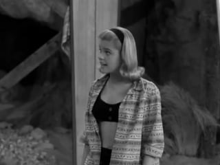 The lucy show s01e27 lucy is a chaperone