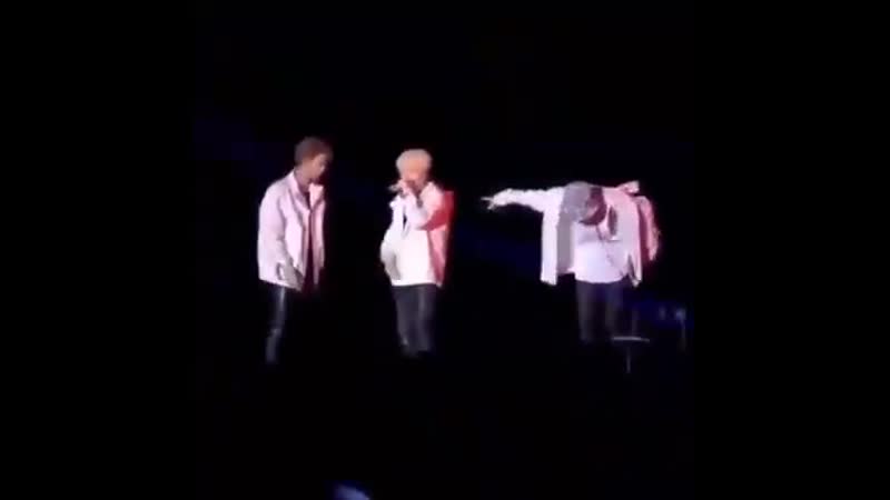 Yoongi rapping 117 syllables in only 14 seconds was the cultural reset