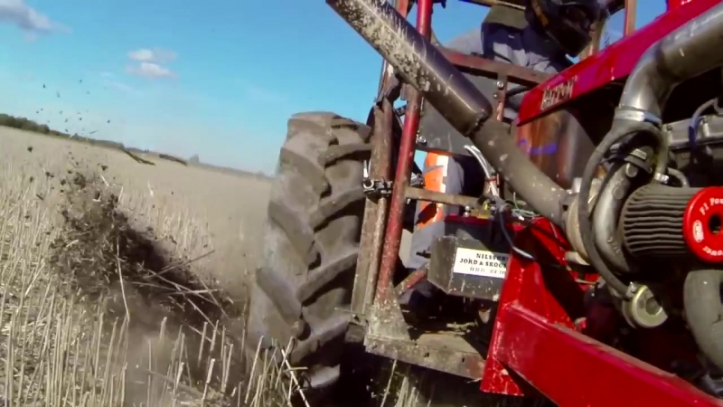 Vianor traktor porn is back!