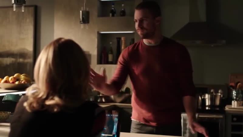 Arrow 7x13 deleted olicity scene