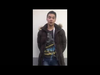 Сосал в тёмной комнате